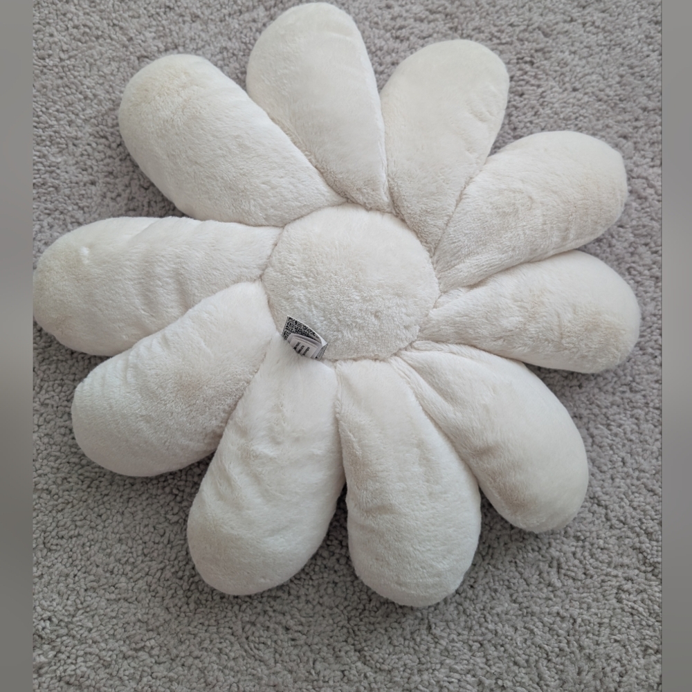 Jellycat Fleury Daisy Flower Plush Spring Flowers Wildflowers Daisies Yellow - Picture 3 of 10